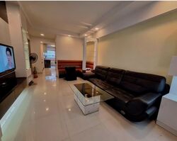 Blk 420 SUN PLAZA GARDENS (Tampines), HDB 3 Rooms #569560231
